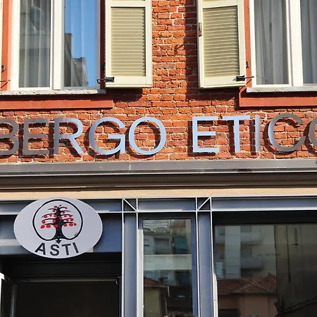 Etico Hotel 3*